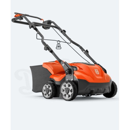 Husqvarna S138C Verticuteermachine