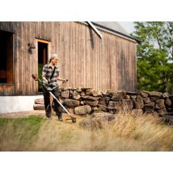 Husqvarna 220 iR bosmaaier (met accu en lader)